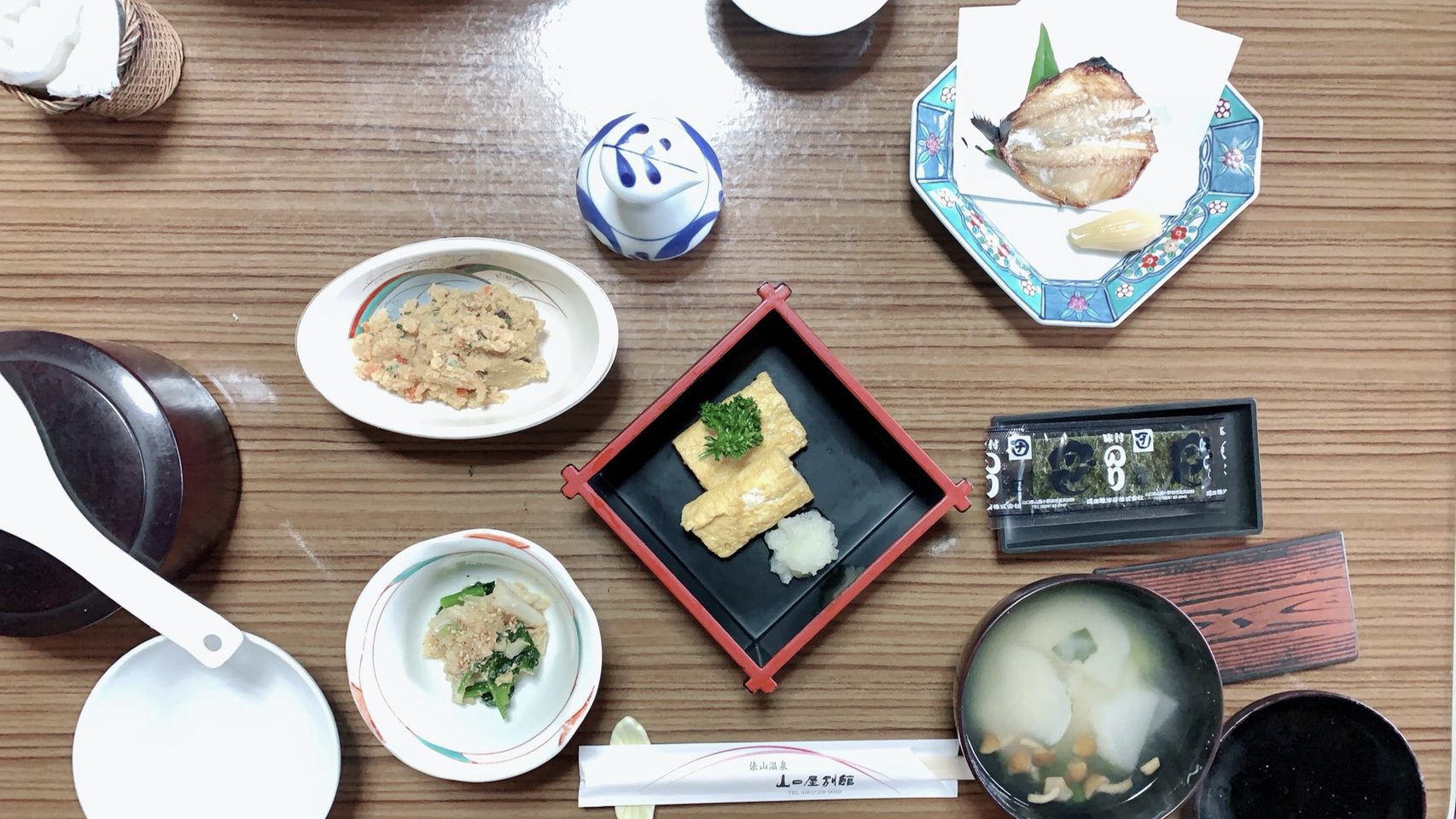 朝食