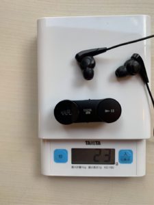 イヤホン