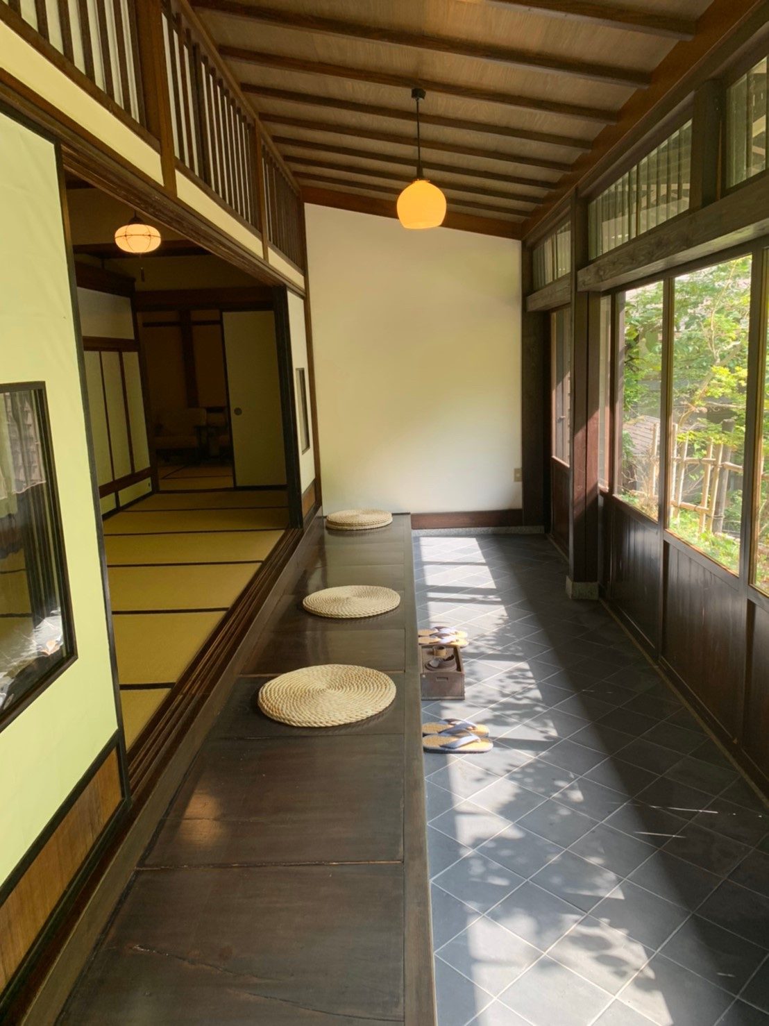 湯本長座